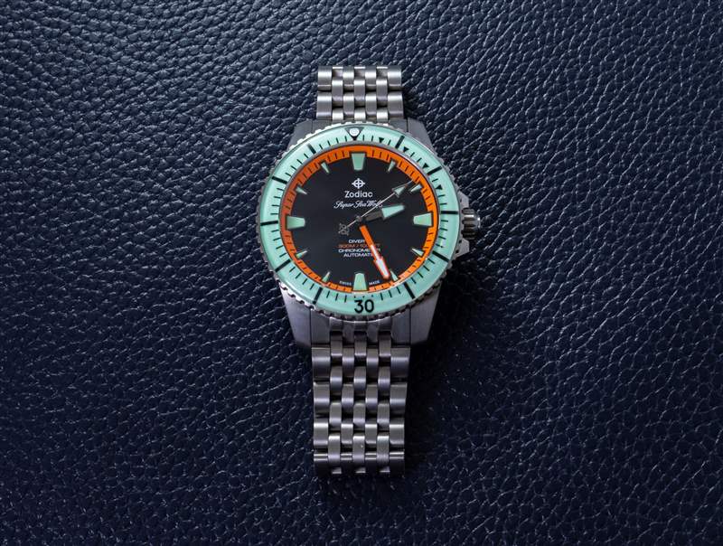 觀看評(píng)論：Zodiac Super Sea Wolf Pro-Diver 鈦金限量版