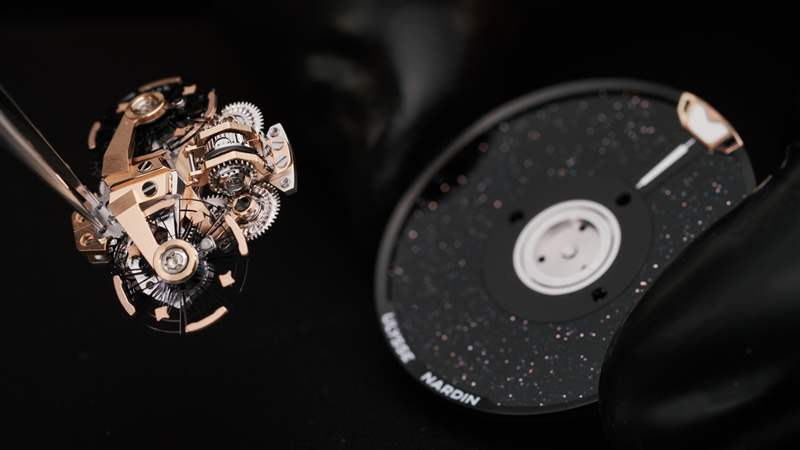 Ulysse Nardin Freak S 自動(dòng)腕表帶雙 DiamonSil 調(diào)節(jié)系統(tǒng)