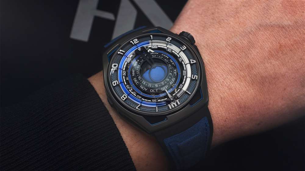 親身體驗(yàn)HYT Supernova Blue Moon Runner以及Hyperwatch的防御
