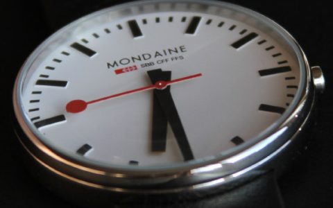 蒙戴恩Mondaine鐵路巨人手表評論